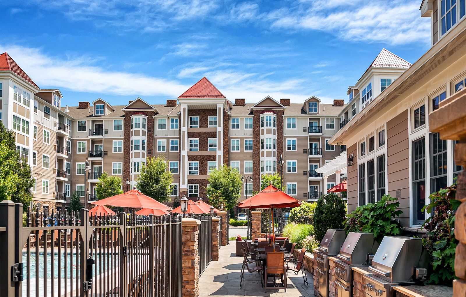 Vermella Lyndhurst Apartments in Lyndhurst, NJ